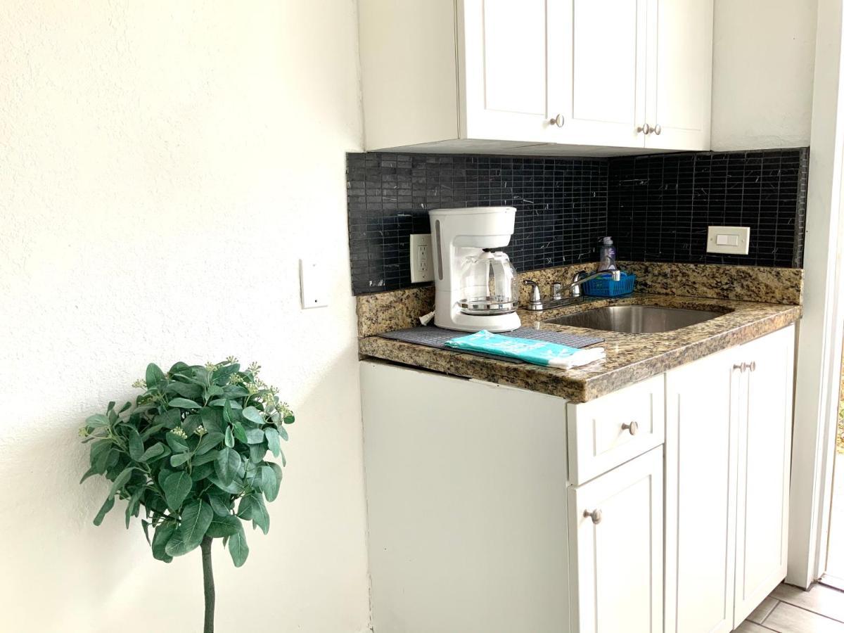 Adorable Private Apartments In The Heart Of Miami! Exterior foto
