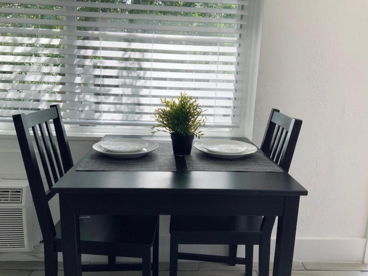 Adorable Private Apartments In The Heart Of Miami! Exterior foto